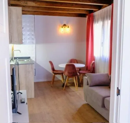 Apartamentos & Wellnes La Quimera De Aitana Burgo De Osma Exterior photo